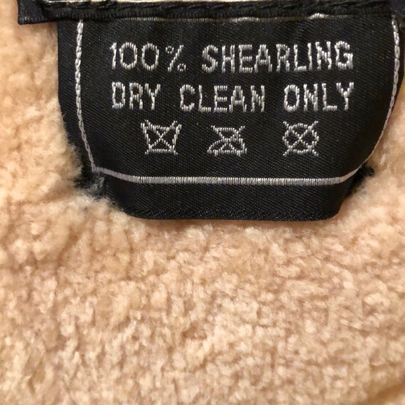 100% Shearling winter bomber jacket - Picture 2 of 2